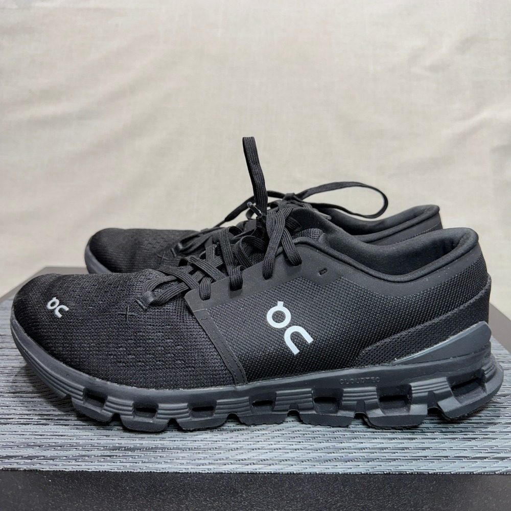 On Cloud X 4 Running Shoes - Mens Size 11 - Black 3ME30040106 Running Training